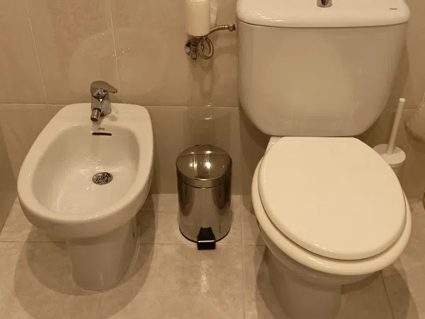 Piso en calle de la Reina Maria Cristina, 52 - Foto 16