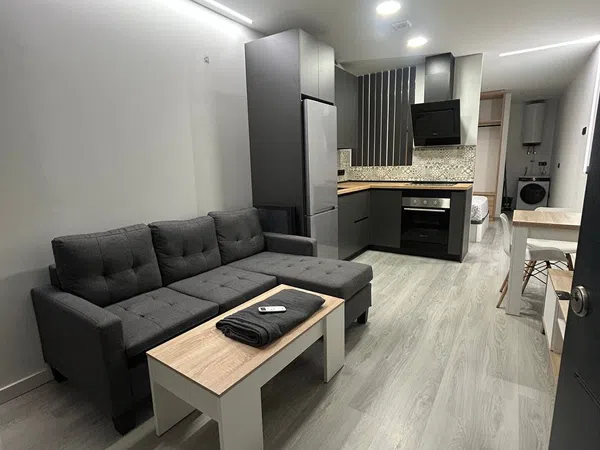 Estudio en Avenida Reino de Murcia, 141, Zona Juan Carlos I - Avenida de Europa - Foto 1