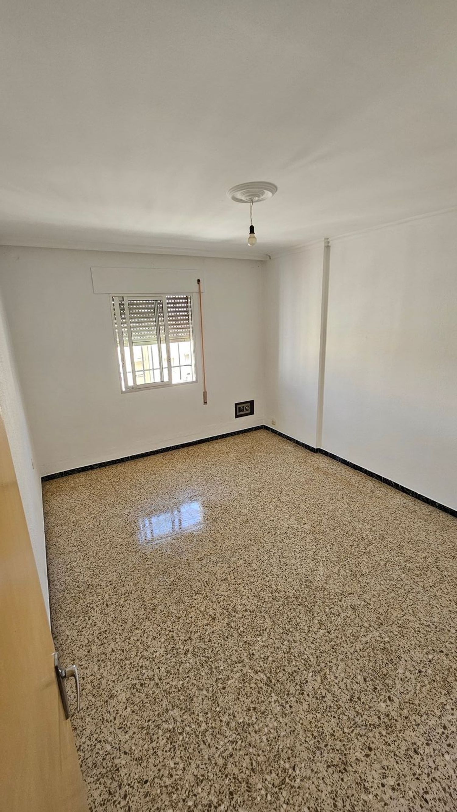 Piso en Calle Lamarque de Novoa, 4, Cruz Roja - Capuchinos - Foto 4