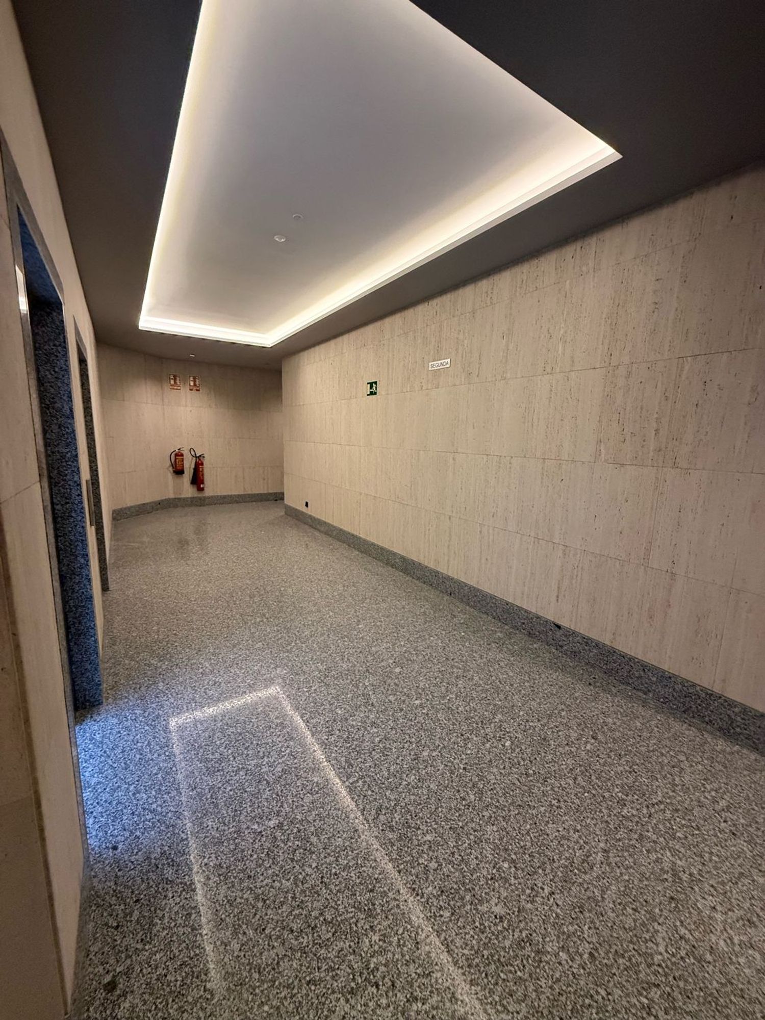 Piso en Avenida del Cerro del Águila, 1 - Foto 3