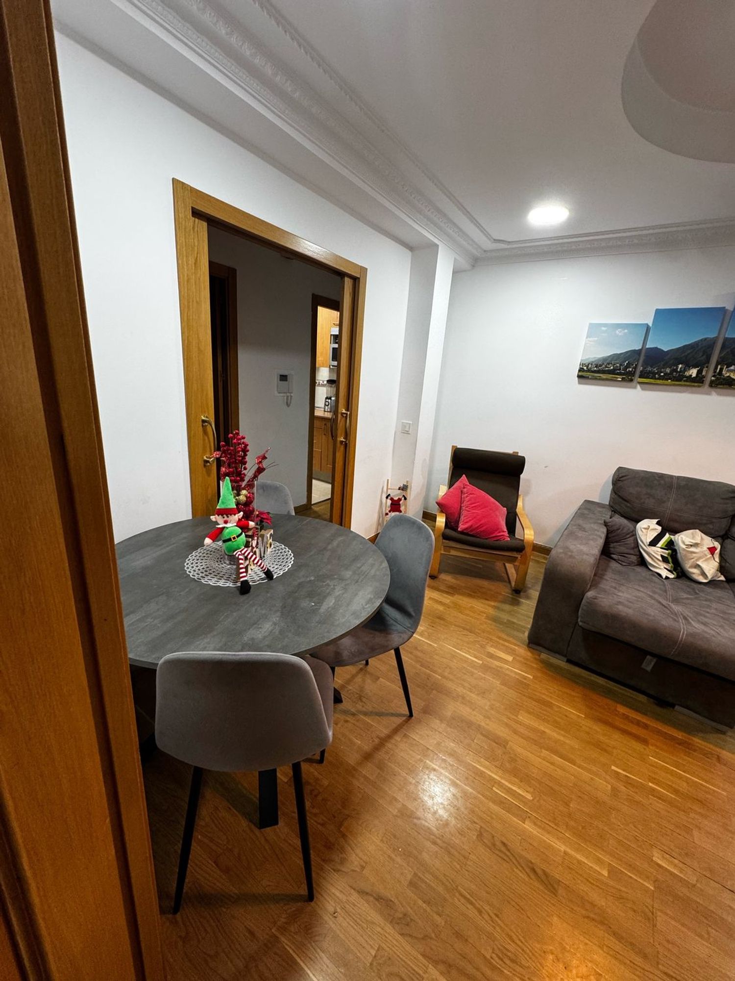 Piso en calle de Esteban Mora, 26