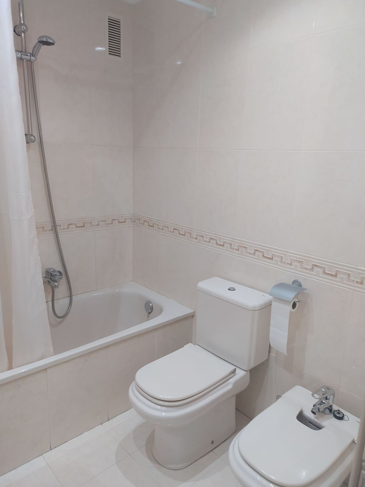 Piso en Capuchinos-Glorieta-C. Jardín - Foto 18