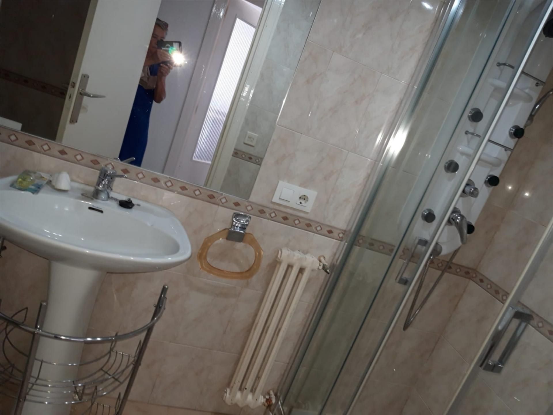 Piso en  Avenida de Villamayor 10 - Foto 9