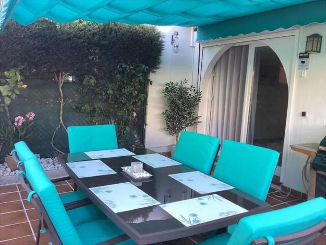 Chalet en Casares Costa - Foto 1