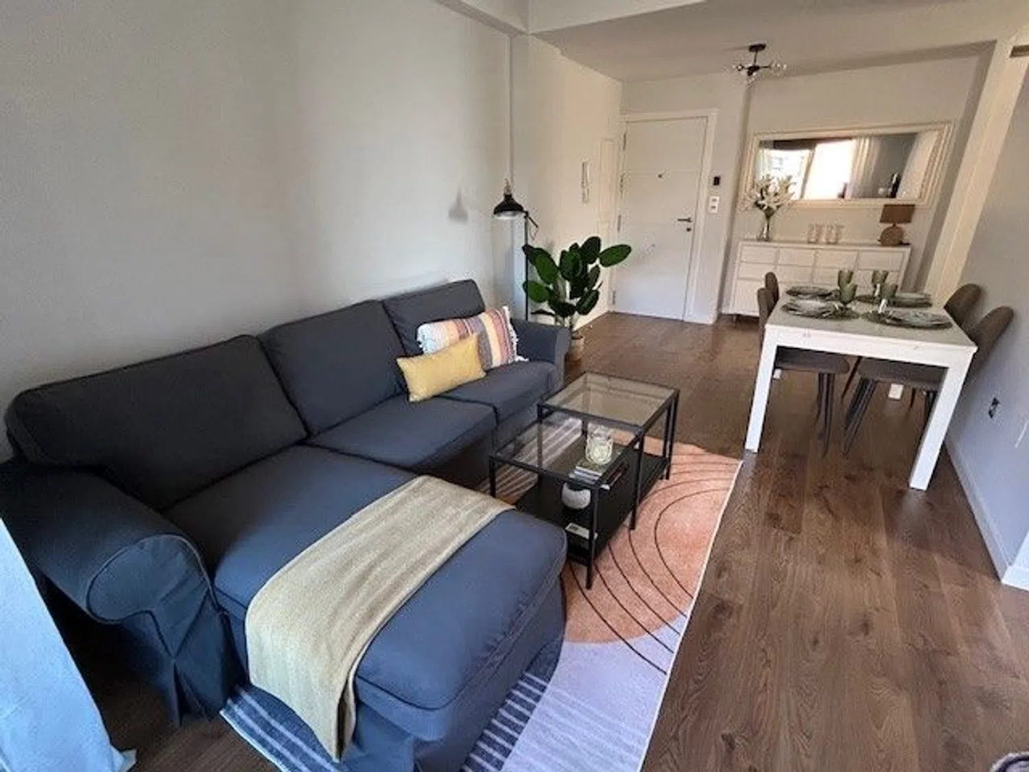 Piso en avenida de la Ilustración, 101 - Foto 2