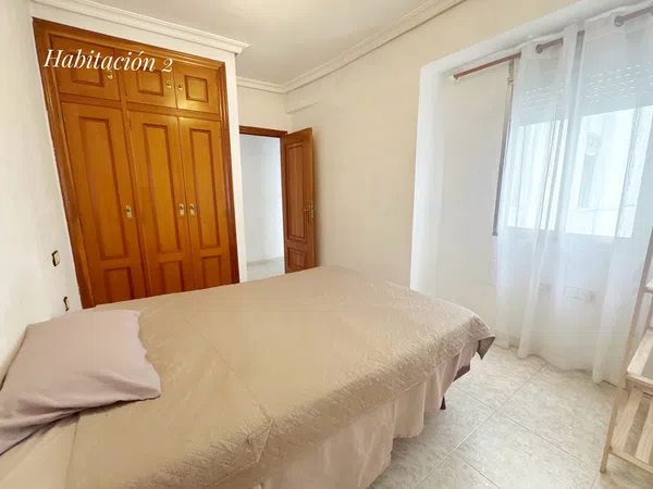 Piso en avenida de Pérez Galdós, 133 - Foto 7