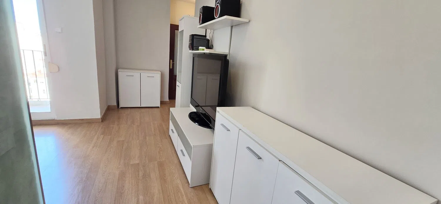 Piso en avenida de Pérez Galdós, 48 - Foto 3