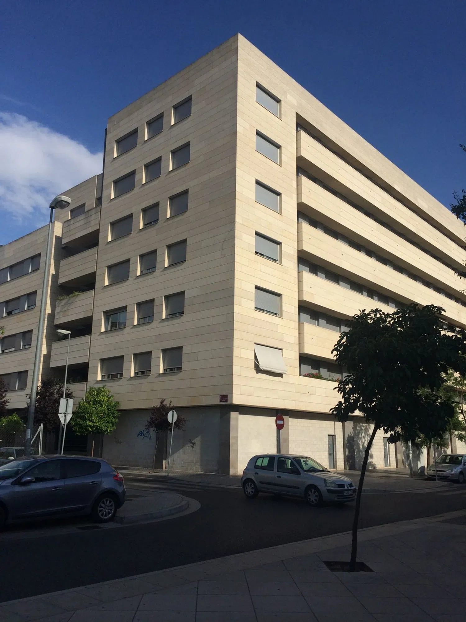 Piso en avenida de Medina Azahara, 31 - Foto 1