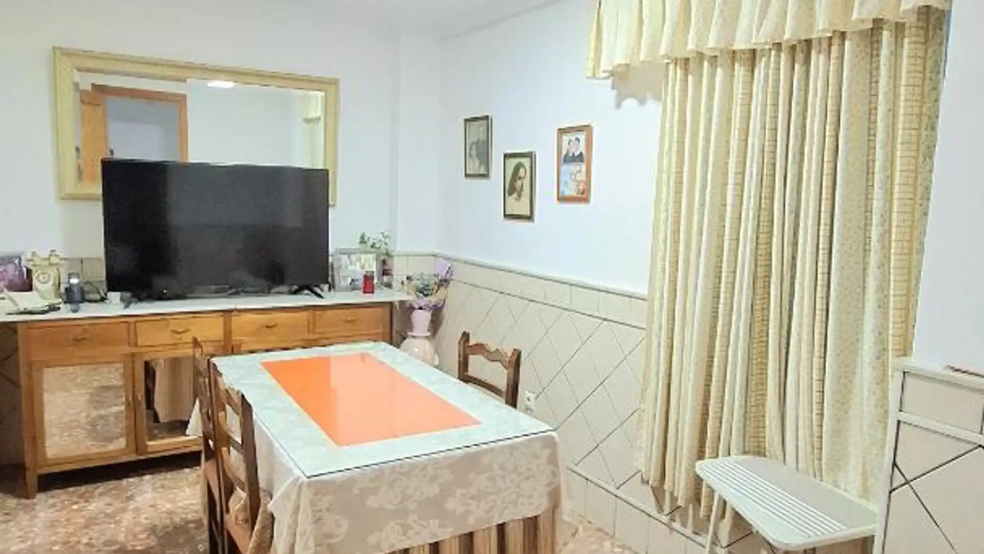 Casa adosada en  Calle Marinaleda 53 - Foto 9