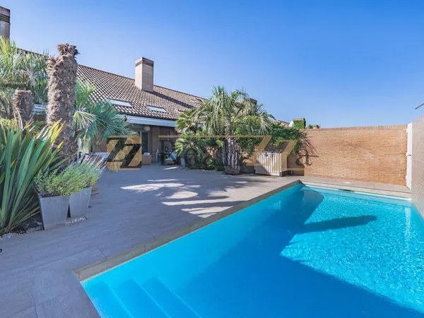 Chalet adosado en Paseo Club Deportivo, 2, La Finca - Foto 2