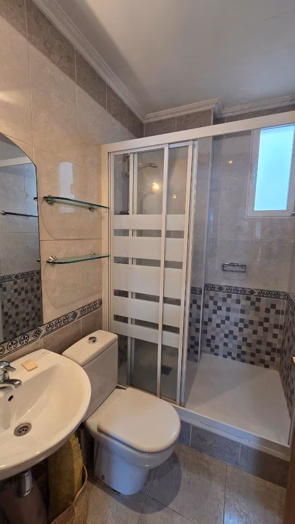 Piso en  Calle de Eugenio Sellés 38 - Foto 16