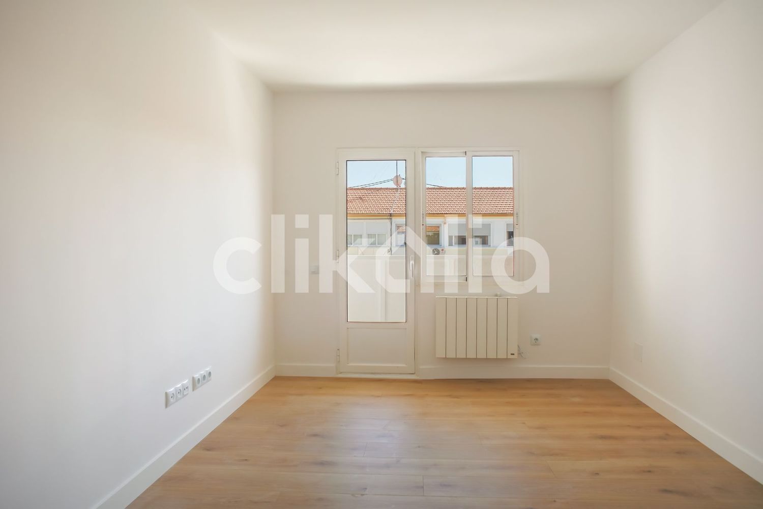 Piso en calle Alfonso X el Sabio - Foto 2