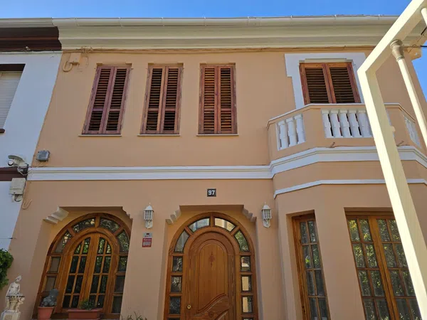 Casa de pueblo en Calle de Gabriel i Galán - Foto 1