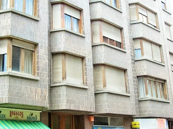 Piso en calle Fundadora Siervas de Jesús, 13