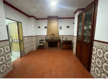 Casa adosada en  Carretera Córdoba - Málaga 43 - Foto 1