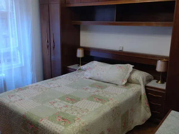 Piso en Calle Marqués de Casa Valdés, 101, Centro - San Lorenzo - Foto 2