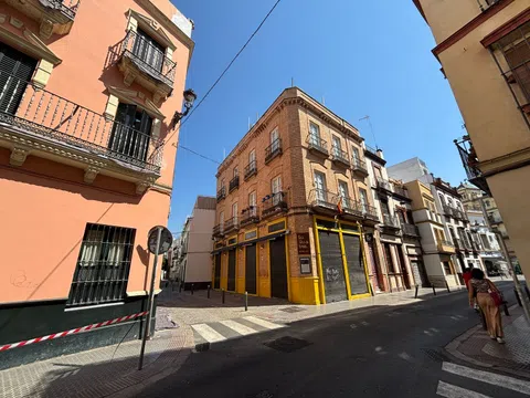 Piso en Correduría, 35