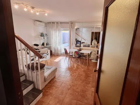 Chalet adosado en calle de Luis Rodríguez Ontiveros, 13