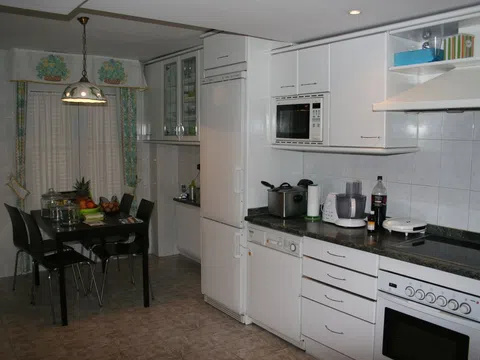 Chalet adosado en calle del Mar Cantábrico, 120