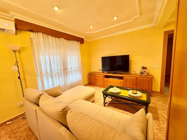 Piso en calle de la Constitució, 4 - Foto 8