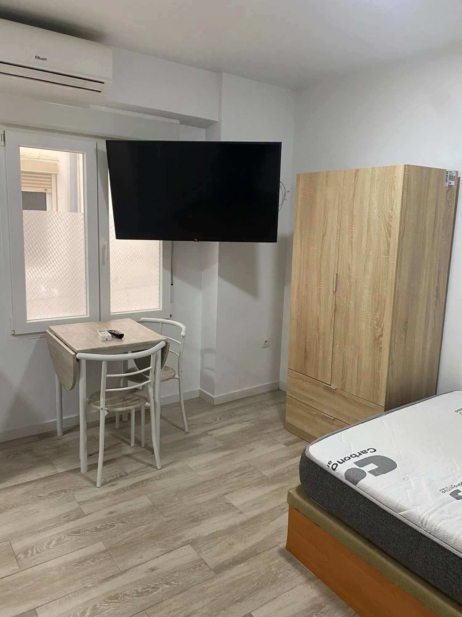 Estudio en calle Capitán Dema, 30 - Foto 1