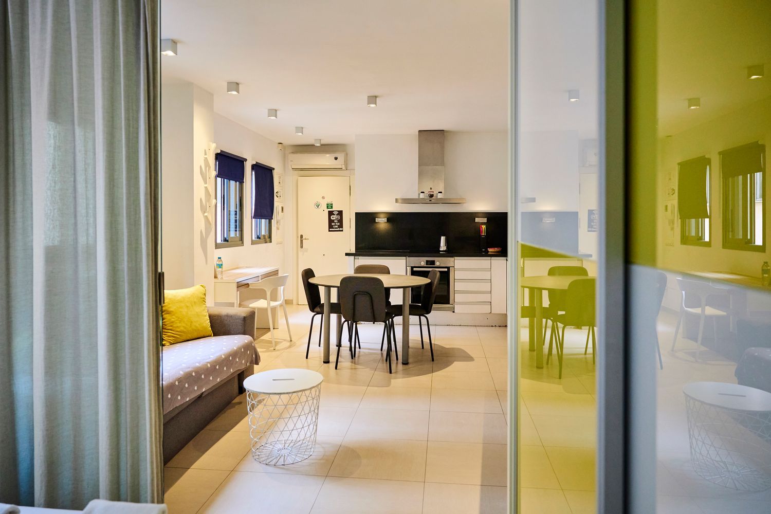 Piso en Calle de Sant Fèlix, 27, Zona Plaza Illes Columbretes - Foto 2
