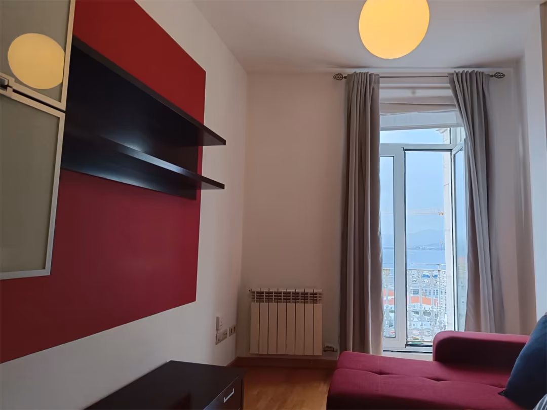 Estudio en  Rúa de Pi y Margall 8 - Foto 2