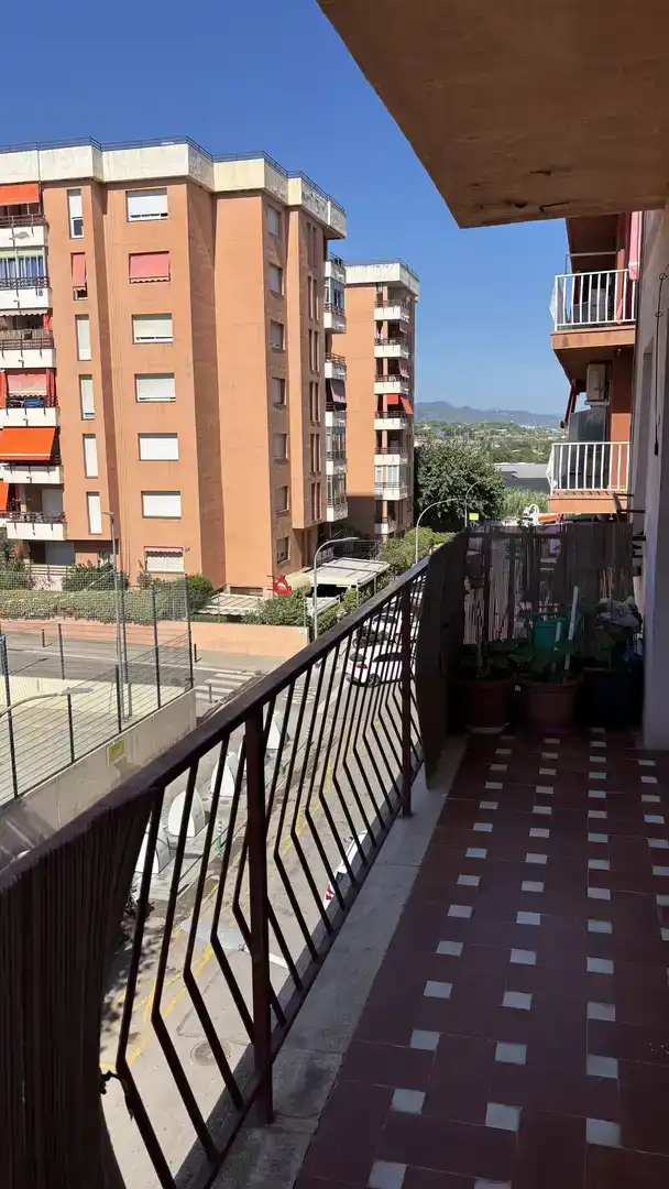 Piso en  Carrer Manuel Roca i Guàrdia 80 - Foto 2