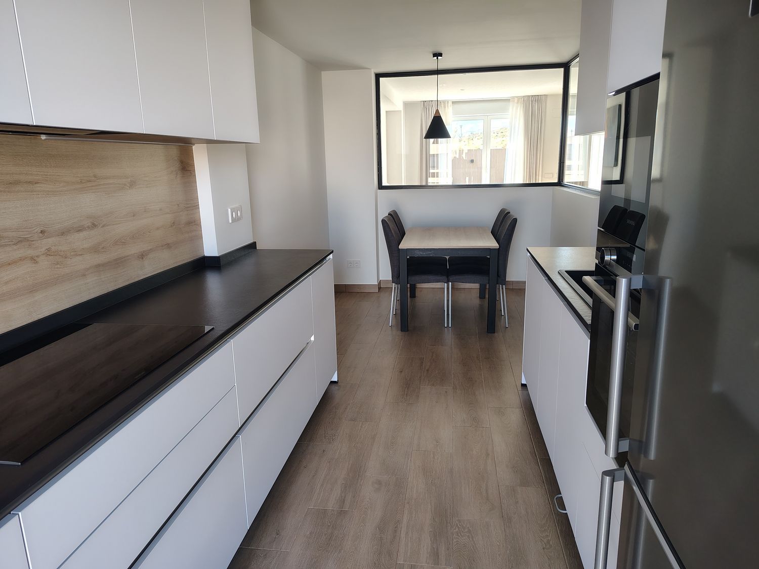 Chalet adosado en Primera Fase - Nuevo Tres Cantos - Foto 10