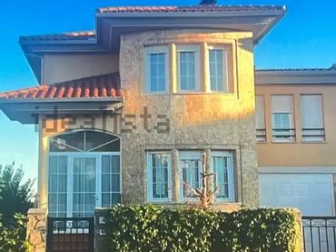 Chalet en  Calle Saturno 4 - Foto 1