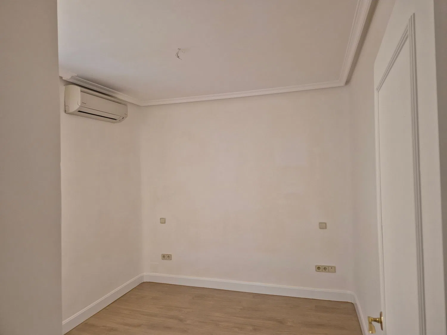 Piso en calle de Castelló, 122 - Foto 9