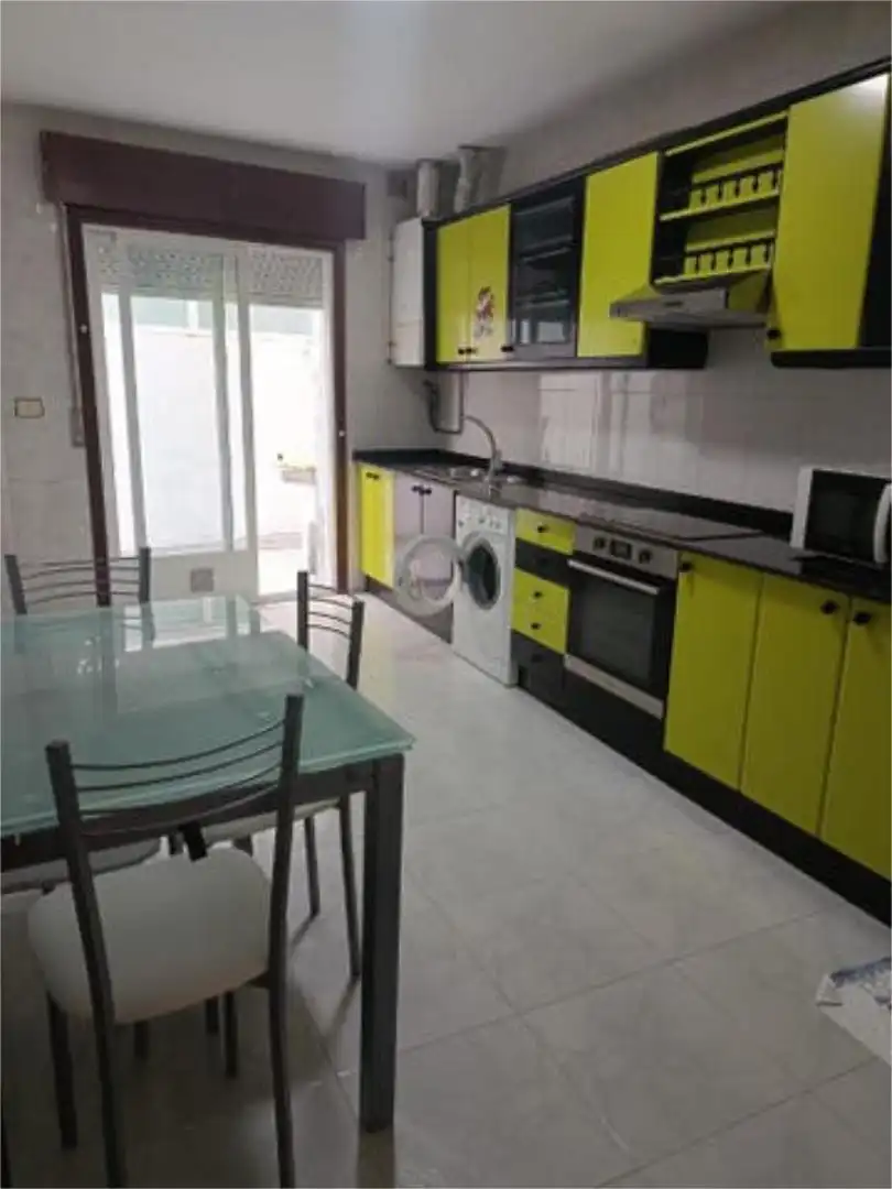 Piso en Caldas de reis - Foto 2