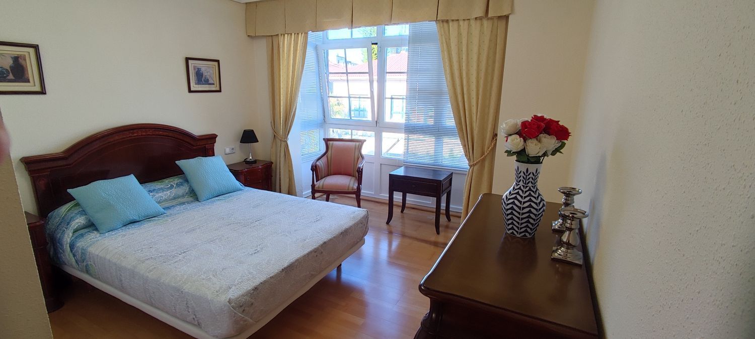 Chalet adosado en Elviña - A Zapateira - Foto 1
