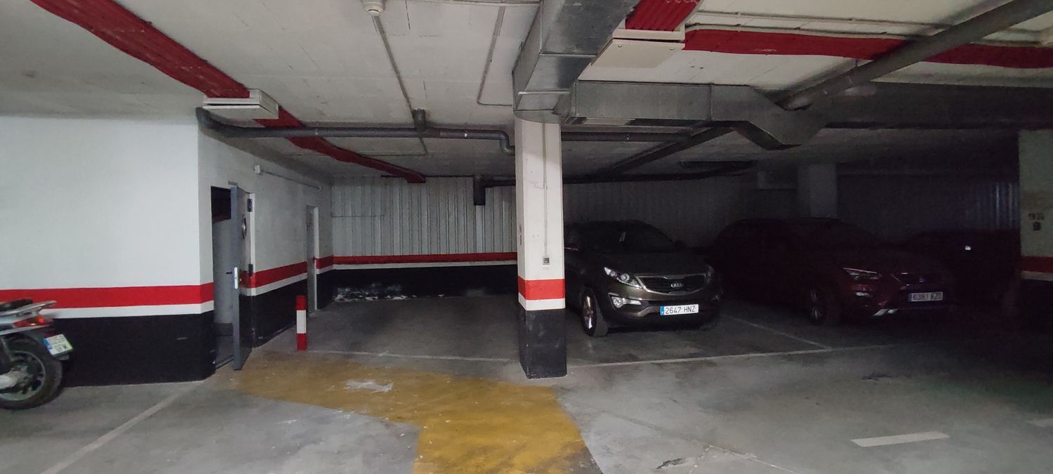 Piso en avenida de la Ilustración, 85 - Foto 12