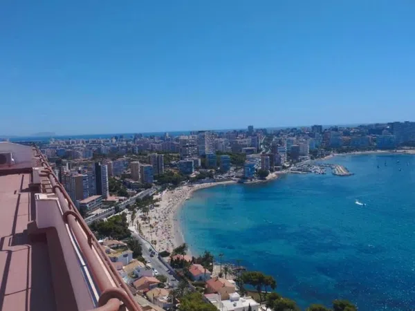 Piso en avenida de Villajoyosa, 103