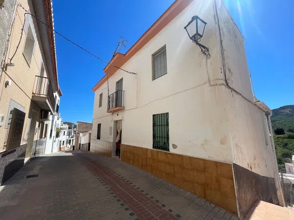 Casa de pueblo en Calle Carmen s/n - Foto 1