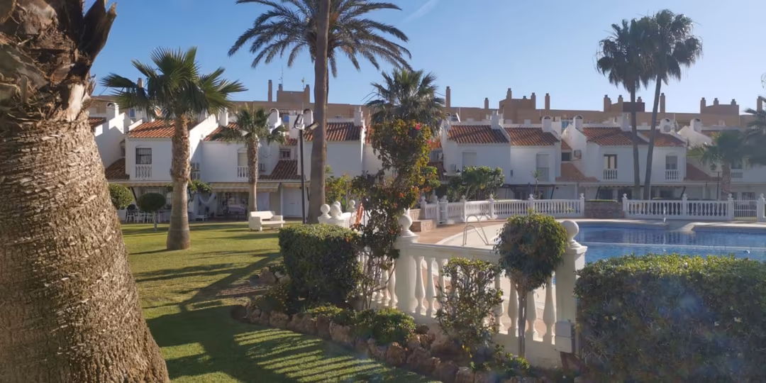 Apartamento en  Calle Acacias de Guadalmar 4 - Foto 8