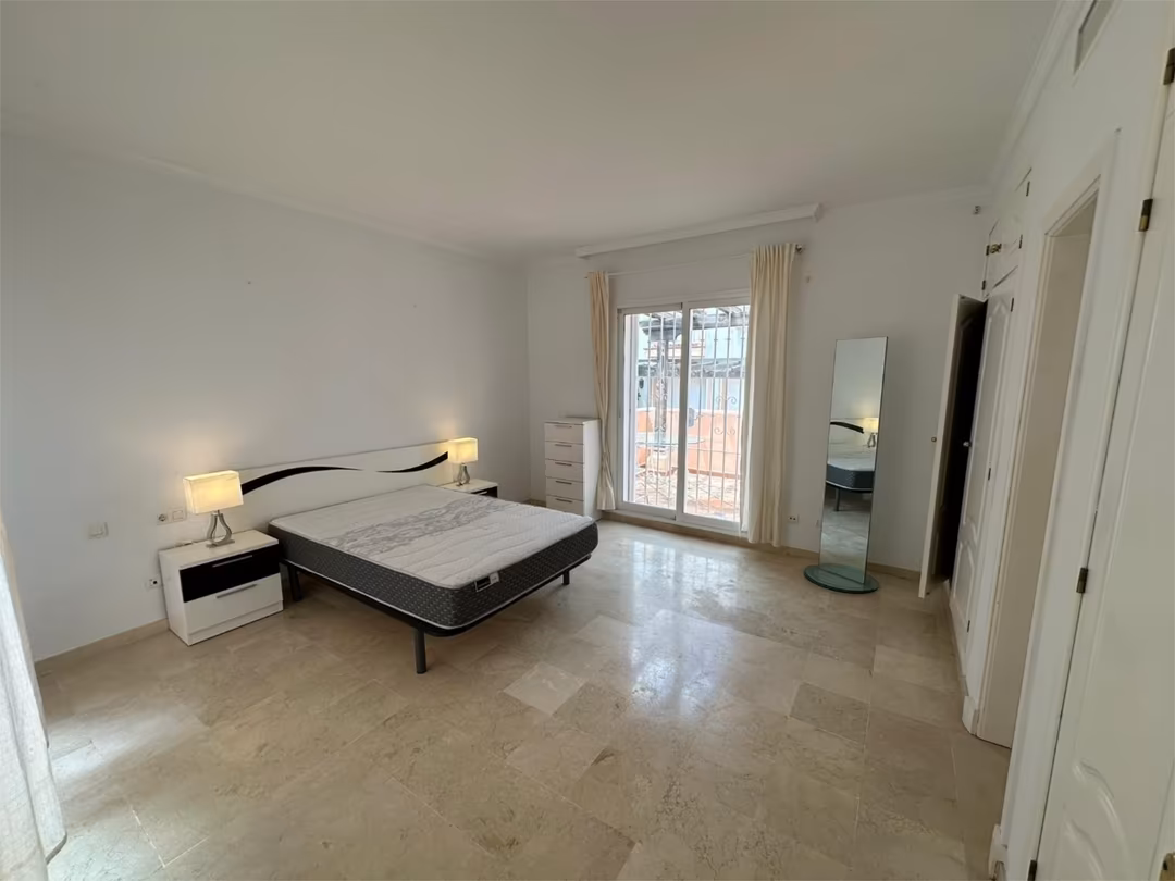Casa adosada en  Urbanización Aloha Lake 20 - Foto 14
