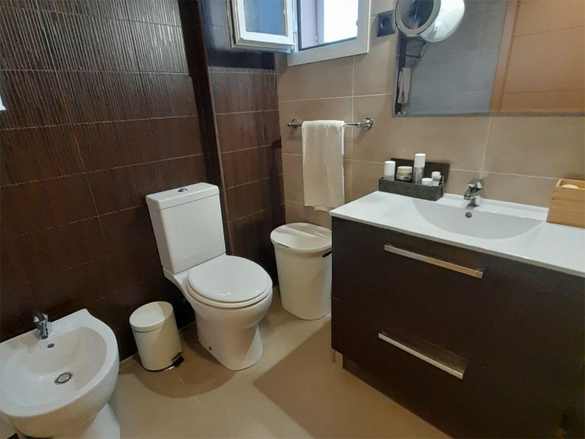 Piso en  Avenida Rocio Jurado 7 - Foto 24