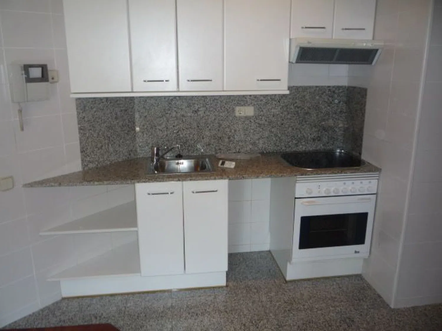 Piso en calle de Girona, 112 - Foto 3