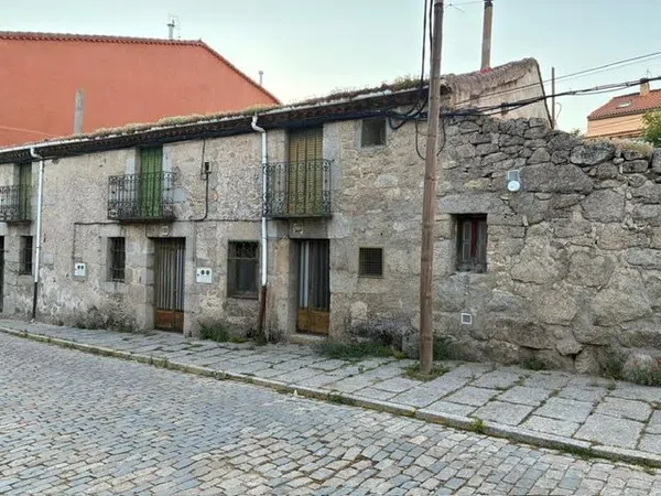 Casa de pueblo en Calle Real, 19 - Foto 1