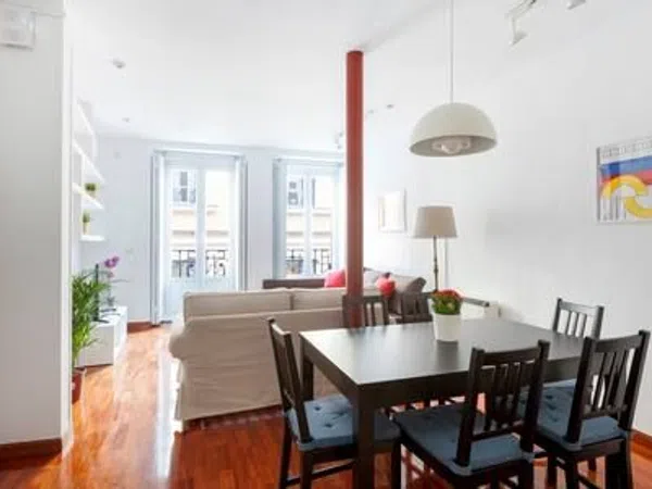 Piso en calle de Tabernillas, 13