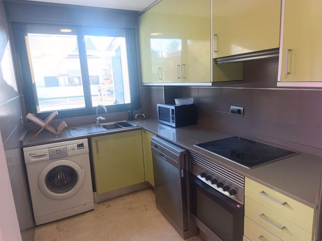 Piso en  Carrer de Cavite 108 - Foto 5