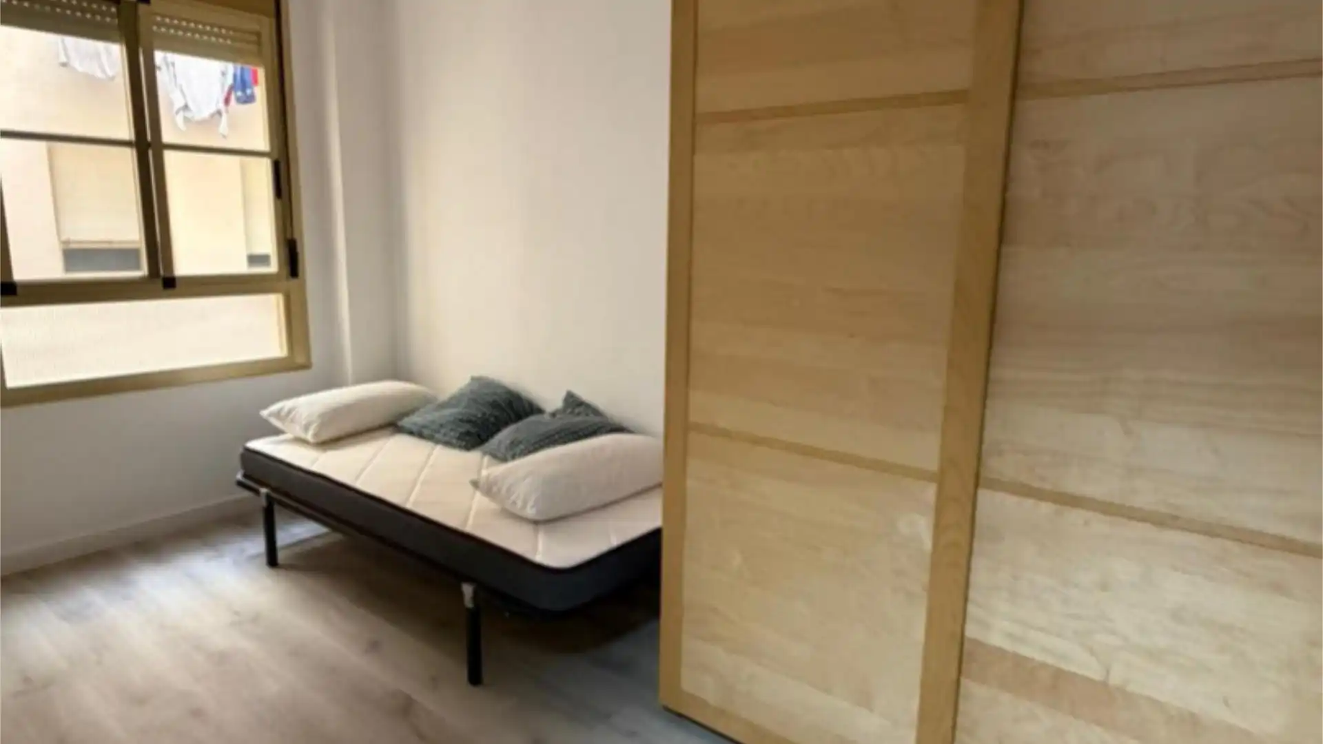 Piso en  Calle Nuestra Señora de las Candelas 30 - Foto 9