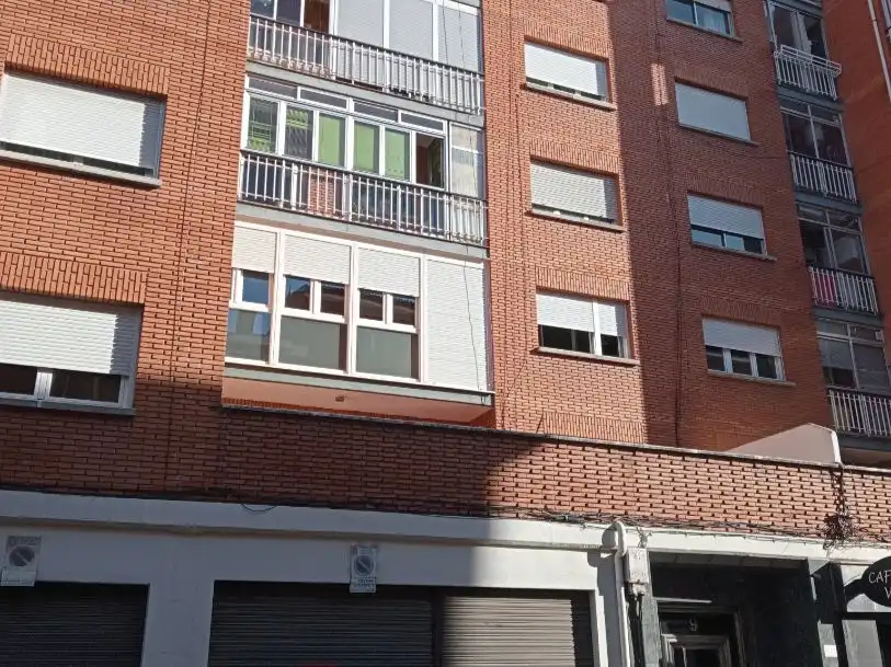 Piso en  Calle de Fruela II 9 - Foto 6