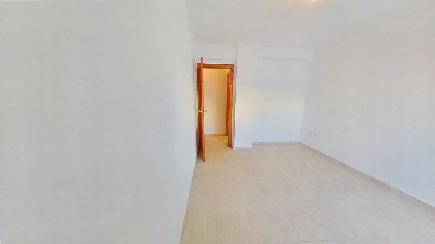 Piso en Barrio Torrefiel - Foto 6