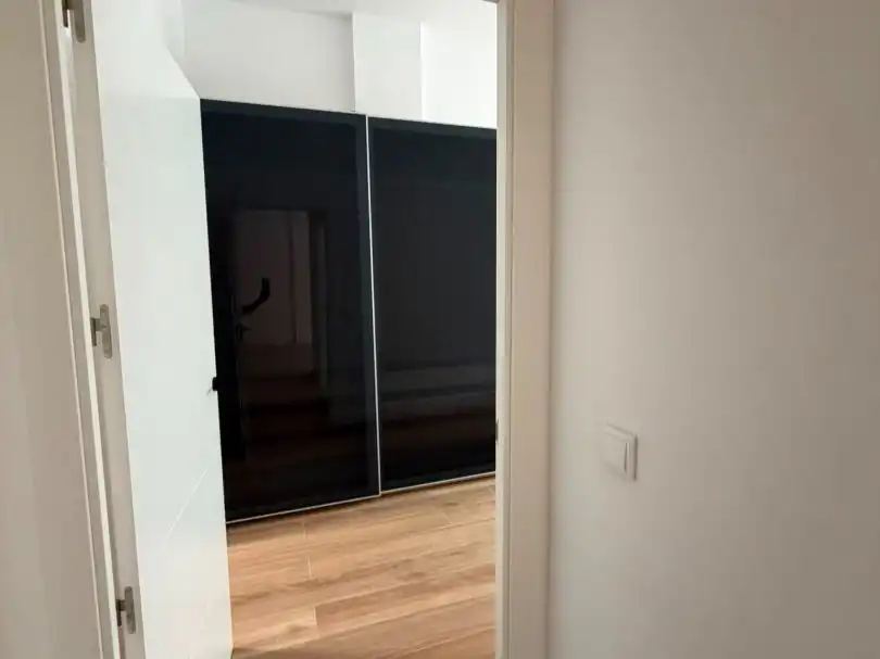 Apartamento en  Calle José María de Mena 9 - Foto 9