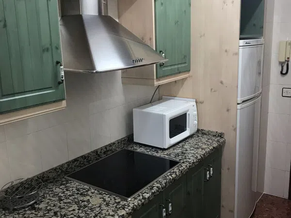 Piso en Barrio Valdeolleros - Zumbacón - Camping