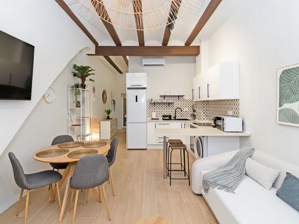 Piso en calle de la Reina, 192 - Foto 1