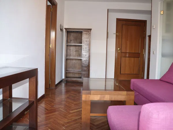 Piso en avenida de Castilla y León, 7 - Foto 2